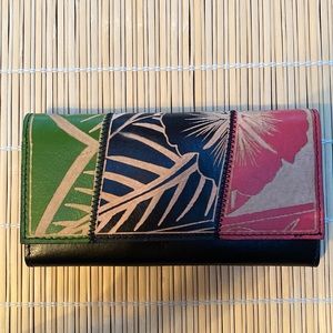 New with Tags Never Used Patricia Nash Wallet
